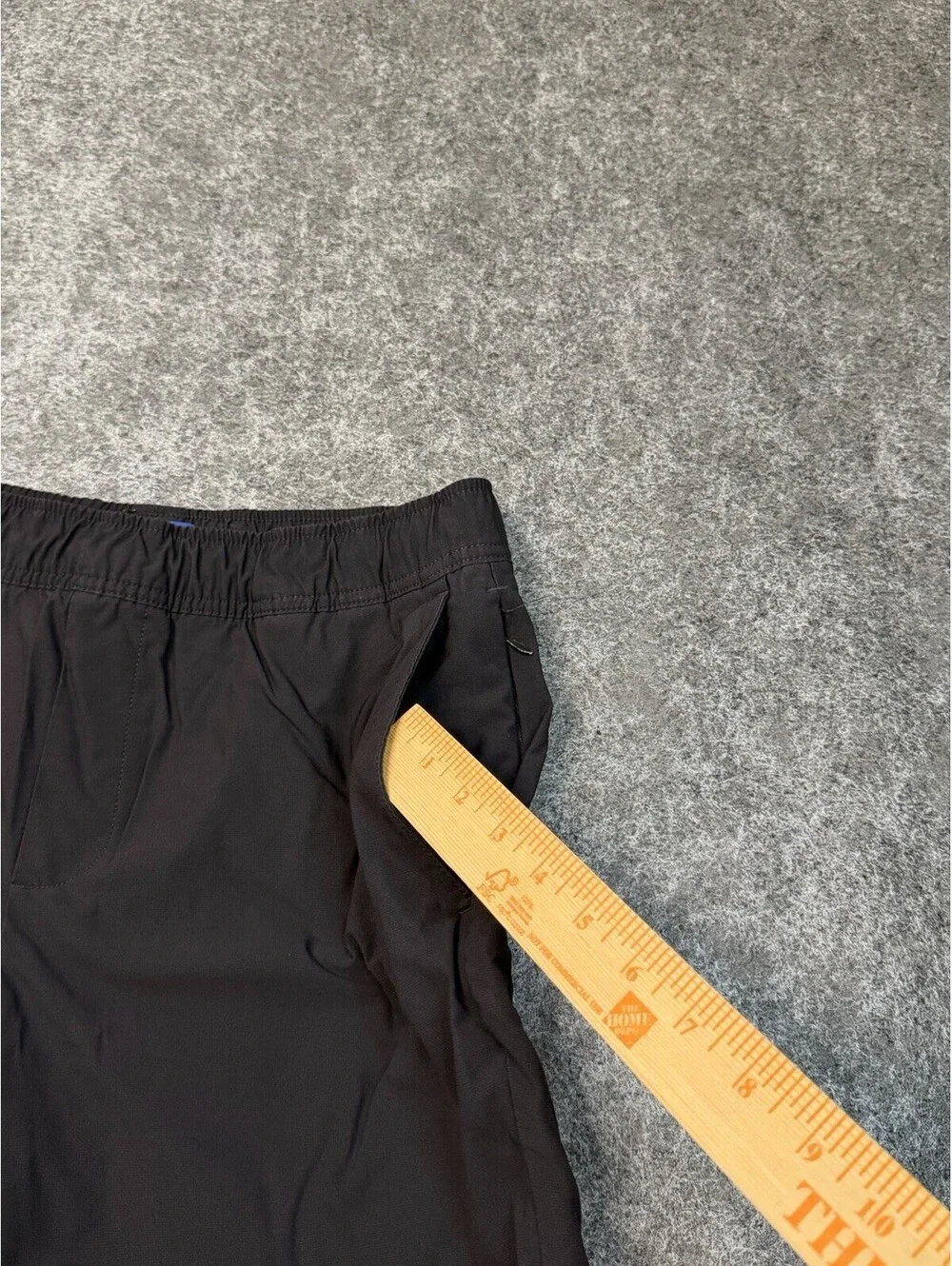 Apt. 9 Men’s Black Pull On Stretch Performance Shorts Size Small Nylon Spandex